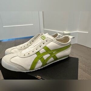 Onitsuka Tiger
MEXICO 66 SLIP-ON